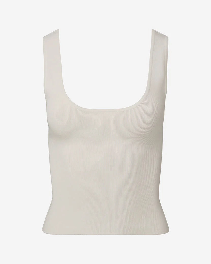 Scoop Top Hypoallergenic Inner Layer AirflowOptimized Design