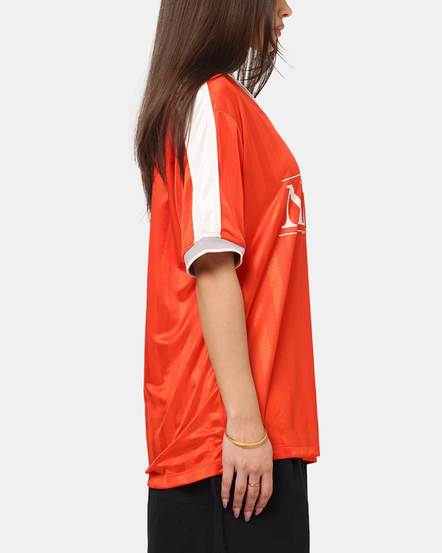 Zero Waste Production Label Nike Women's Sportswear V-Neck Jersey T-Shirt Picante Red/Sail