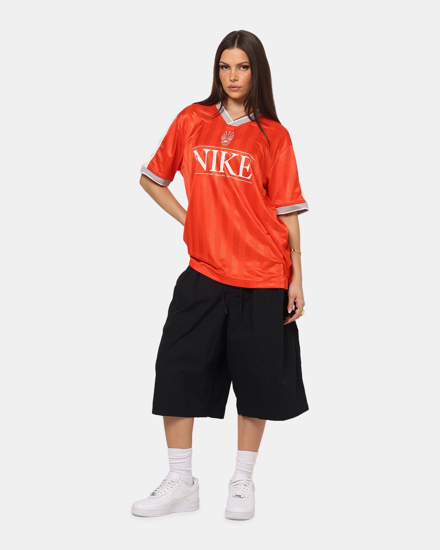 Nike Women's Sportswear V-Neck Jersey T-Shirt Picante Red/Sail Convertible Design