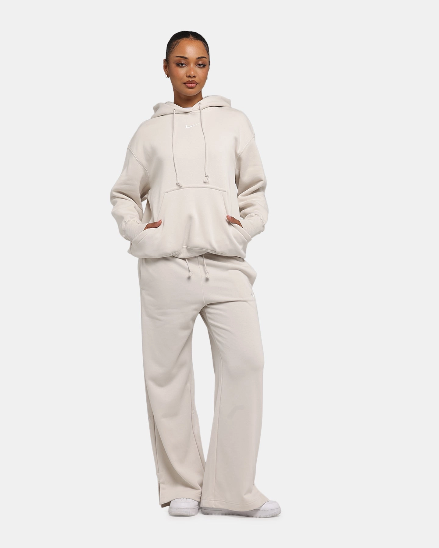 AbrasionResistantEdging Nike Women's Sportswear Phoenix Fleece Oversized Pullover Hoodie Lt Orewood Brown/Sail