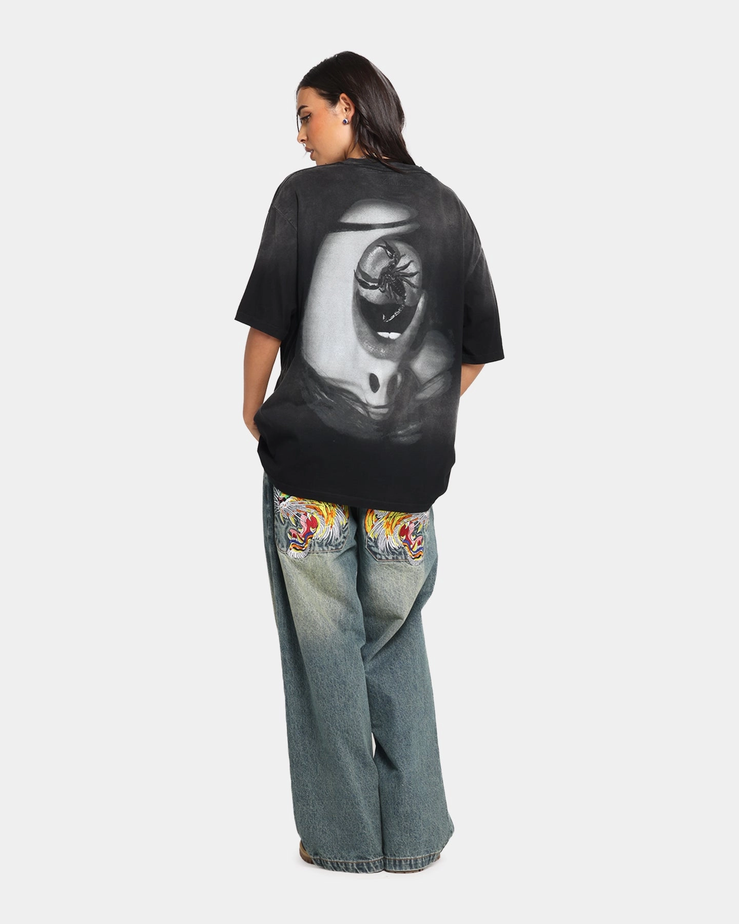 Comfortable Look Scorpions Scorpions Blacked Out T-Shirt Washed Black