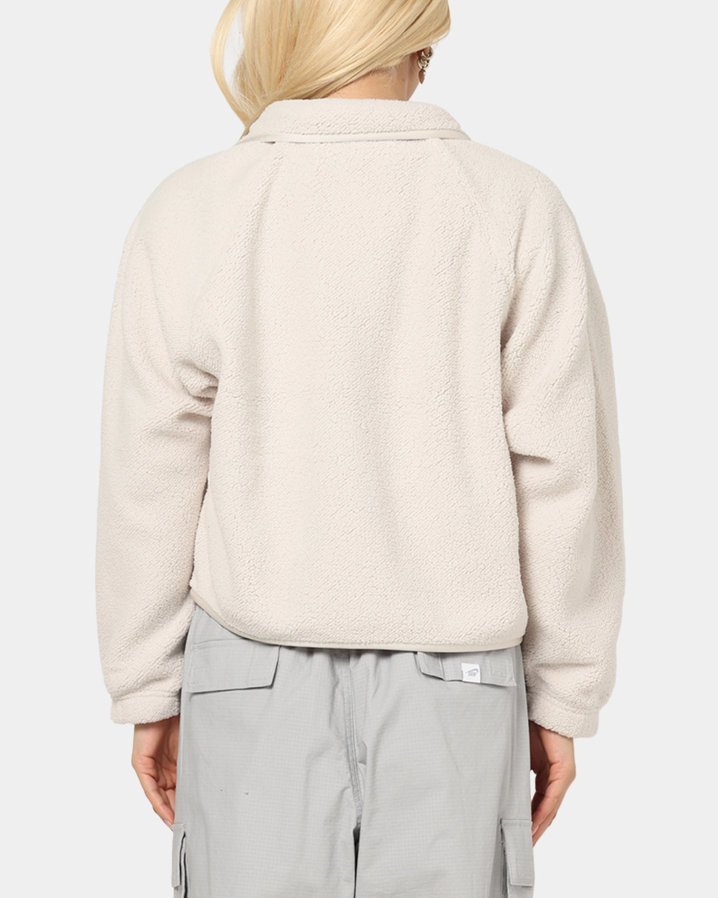 Nike Women's Sportswear Sherpa Jacket Lt Orewood Brown Fitted Design