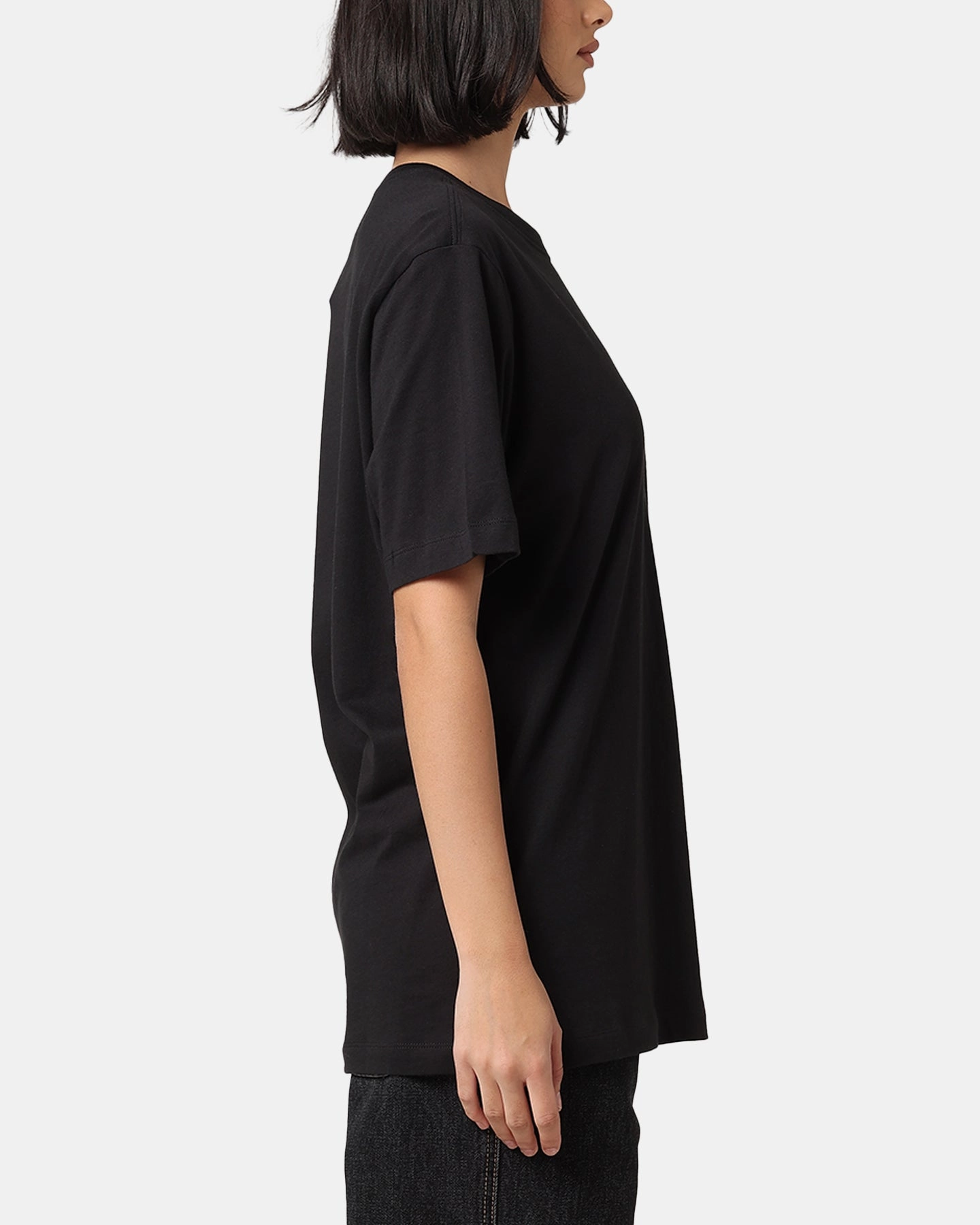 SeamlessSidePanels HighDensity Knit Nike Sportswear Club T-Shirt Black/White