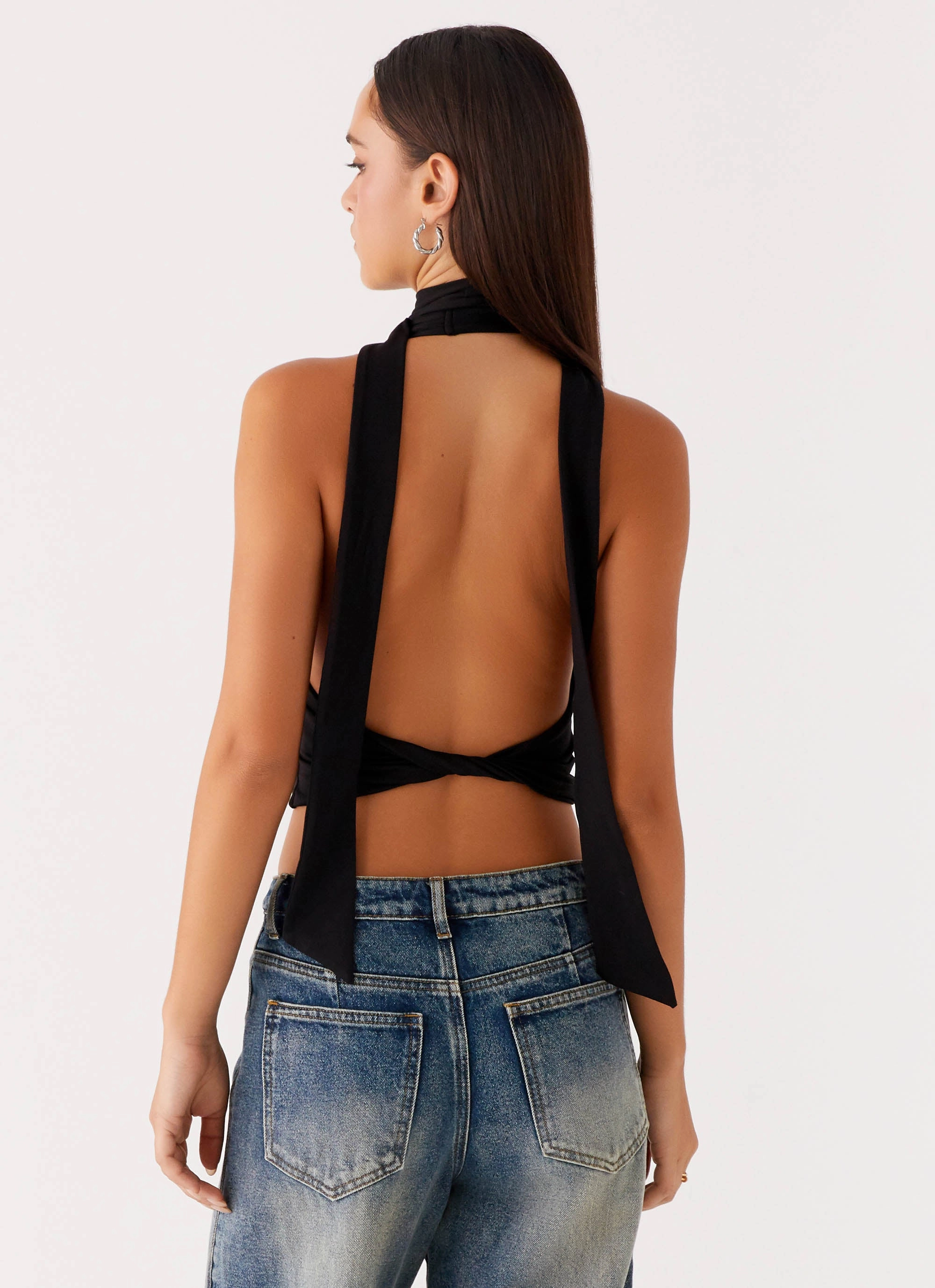 Bound Seam Finish Chrysta Halterneck Top - Black