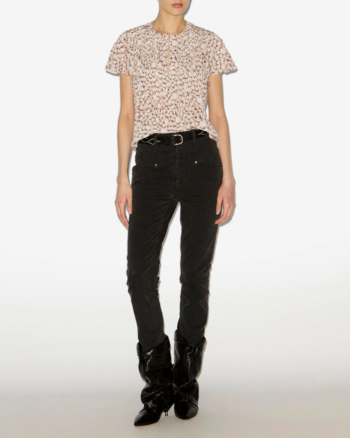 SYNDA TOP Chic Ensemble Smooth Seam Finish