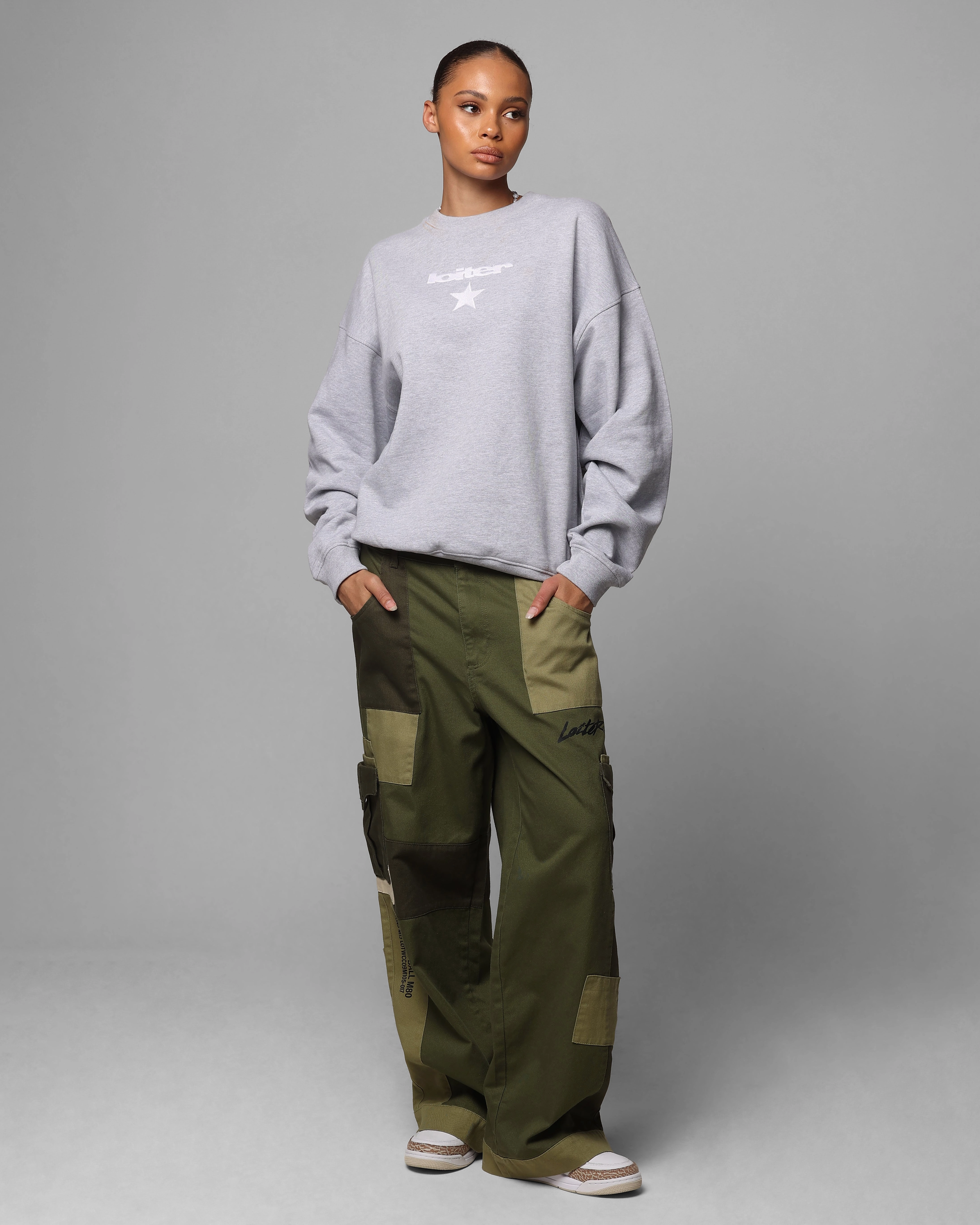 AntiStatic Treatment RollUpCuff Loiter Premium Essentials Crewneck Grey Marle