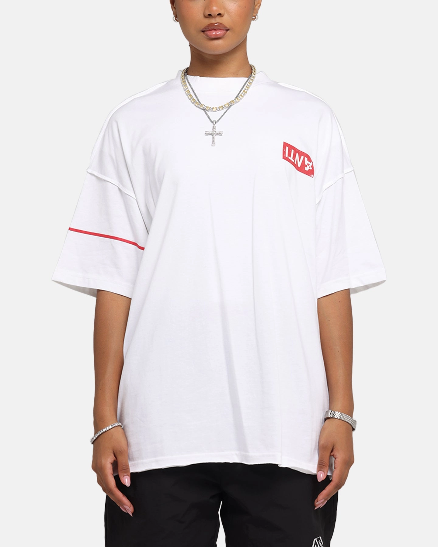 Hidden Storage Pockets The Anti Order Azero Non Seam Oversized T-Shirt White/Red