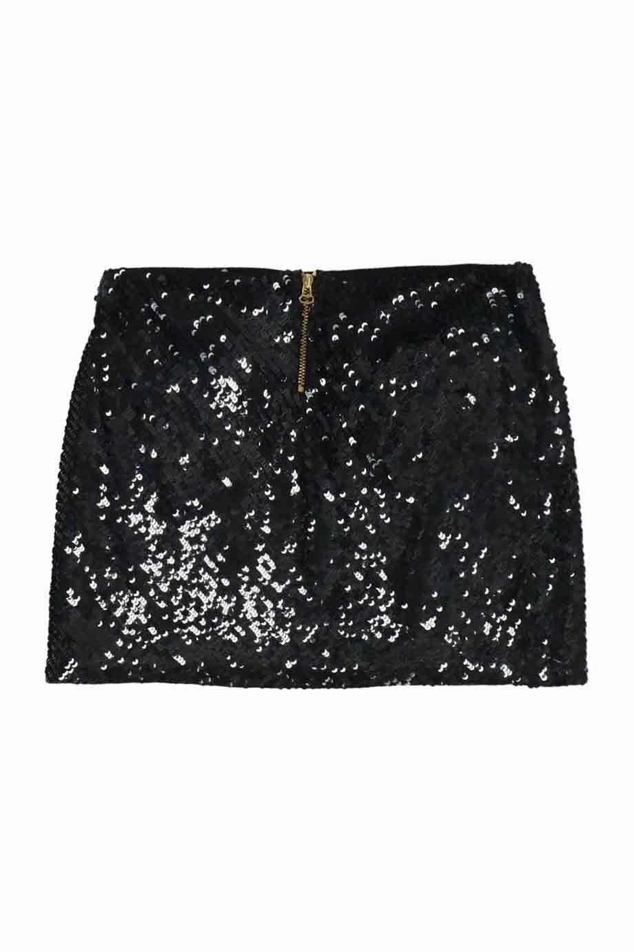 [WW31462] Alice   Olivia | Mini Skirt Button Fastenings Editorial Look