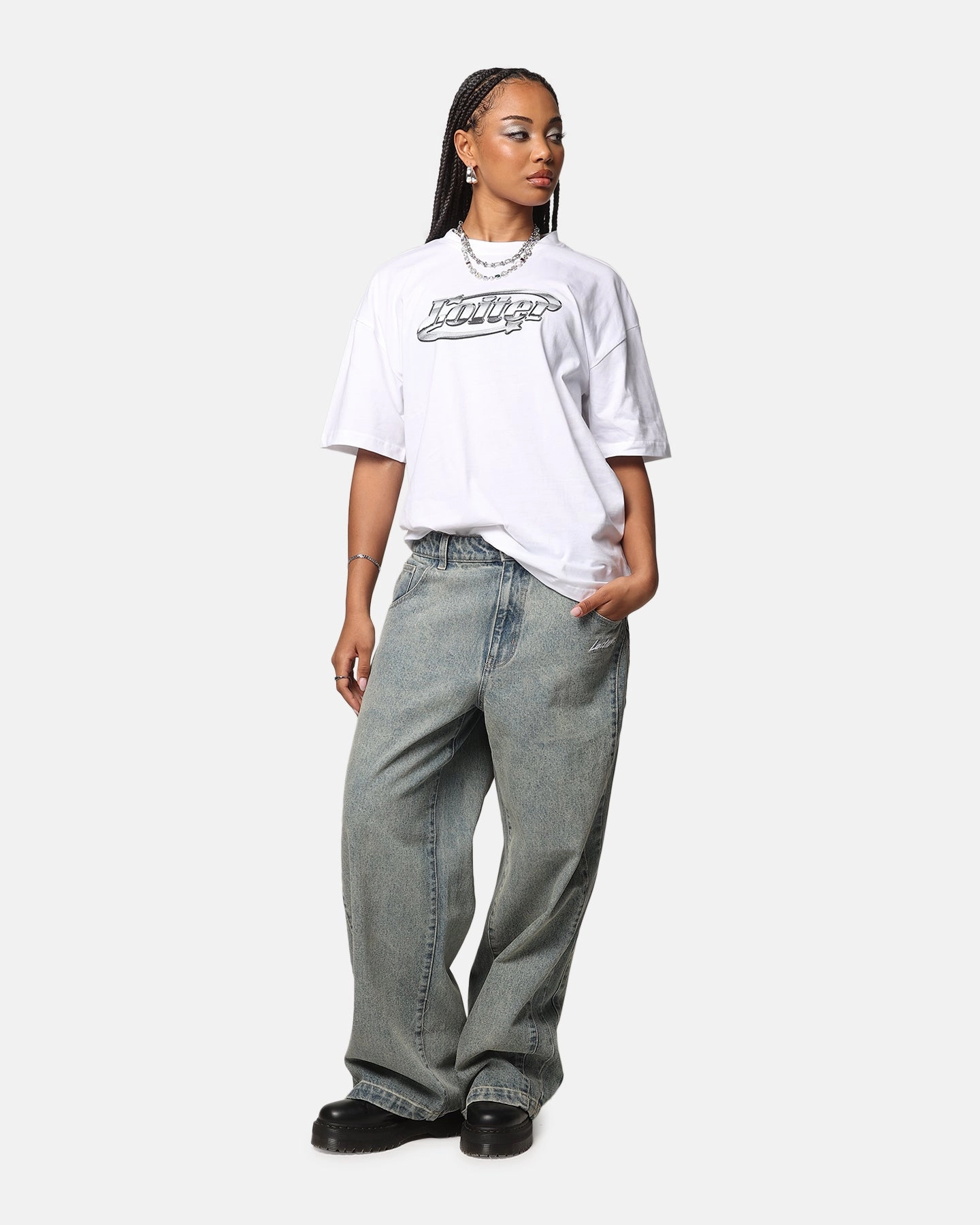 CrewNeck NonRestrictiveCollar Loiter Chrome Logo T-Shirt White