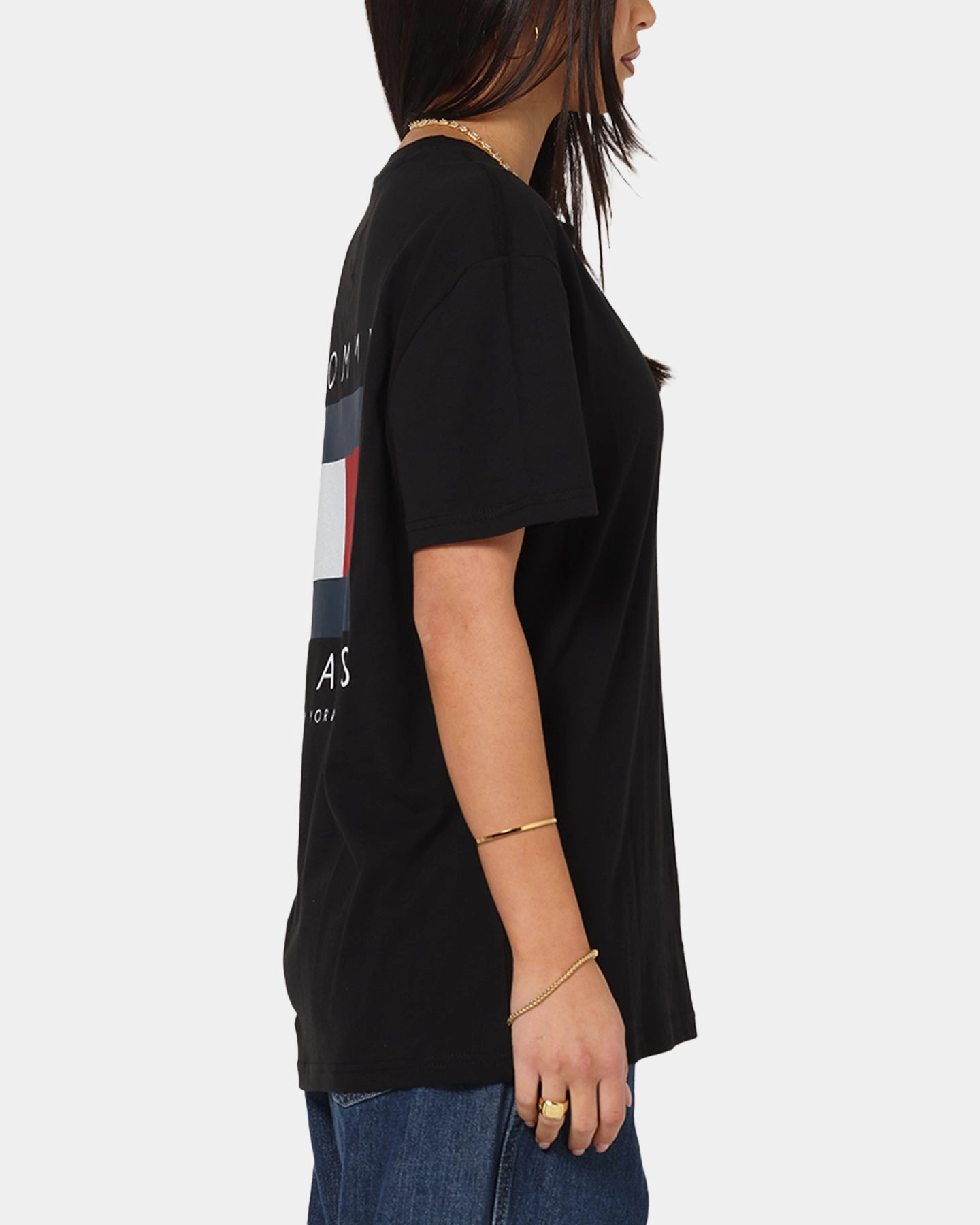 Minimalist Silhouette Tommy Jeans Regular Flag Graphic T-Shirt Black