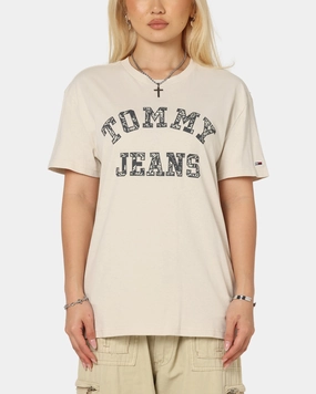 Softened Edges TemperatureRegulatingLining Tommy Jeans Regular Paisley College T-Shirt Newsprint