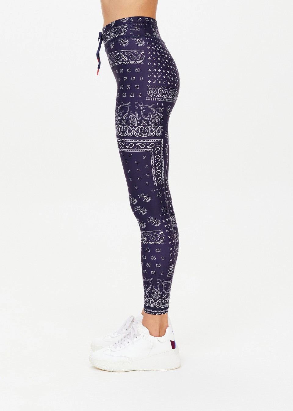 Iconic Lace Vaquero 25IN Midi Pant