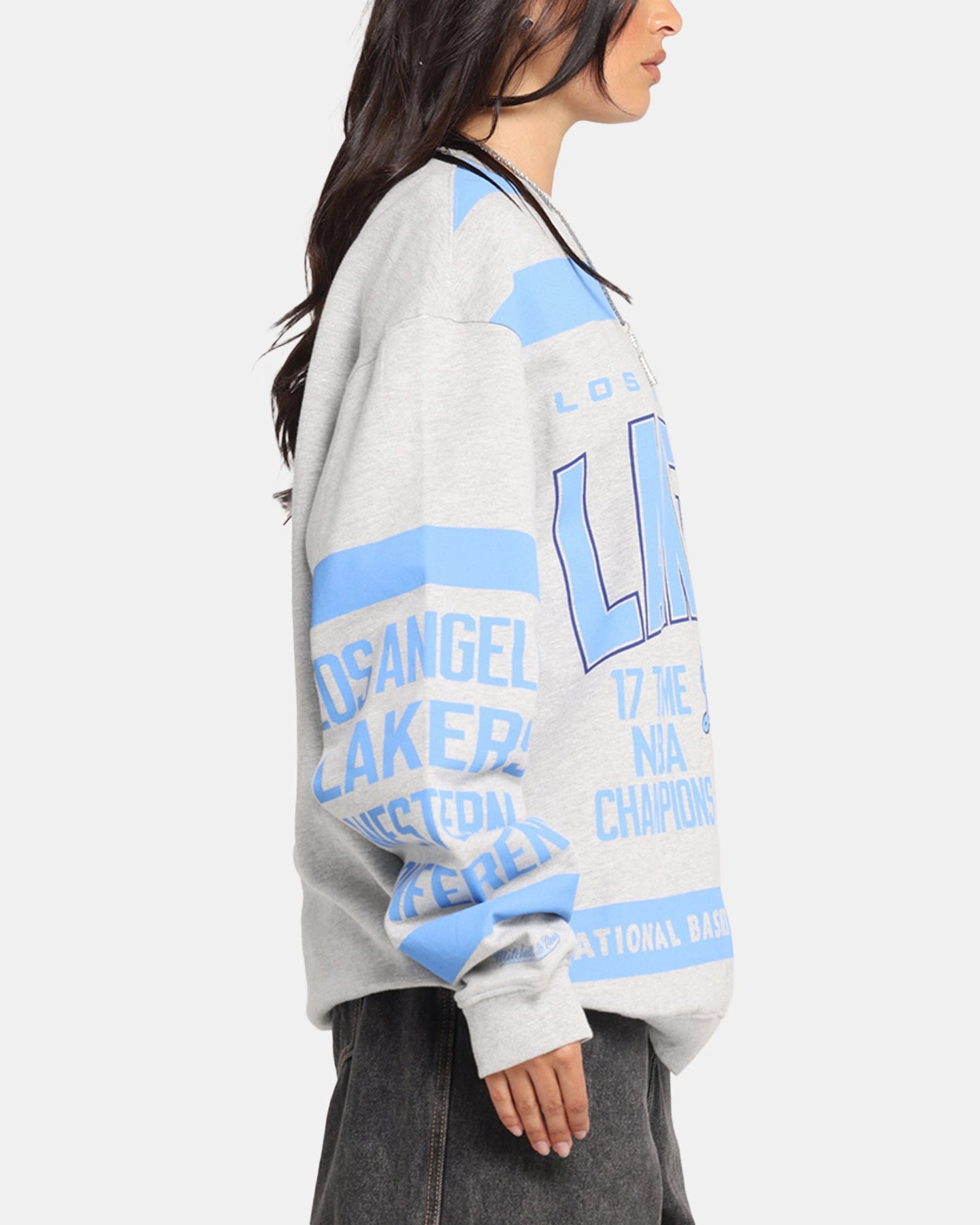 OrganicCotton SleevelessOption Mitchell & Ness Los Angeles Lakers Letterform Crewneck Grey Marle