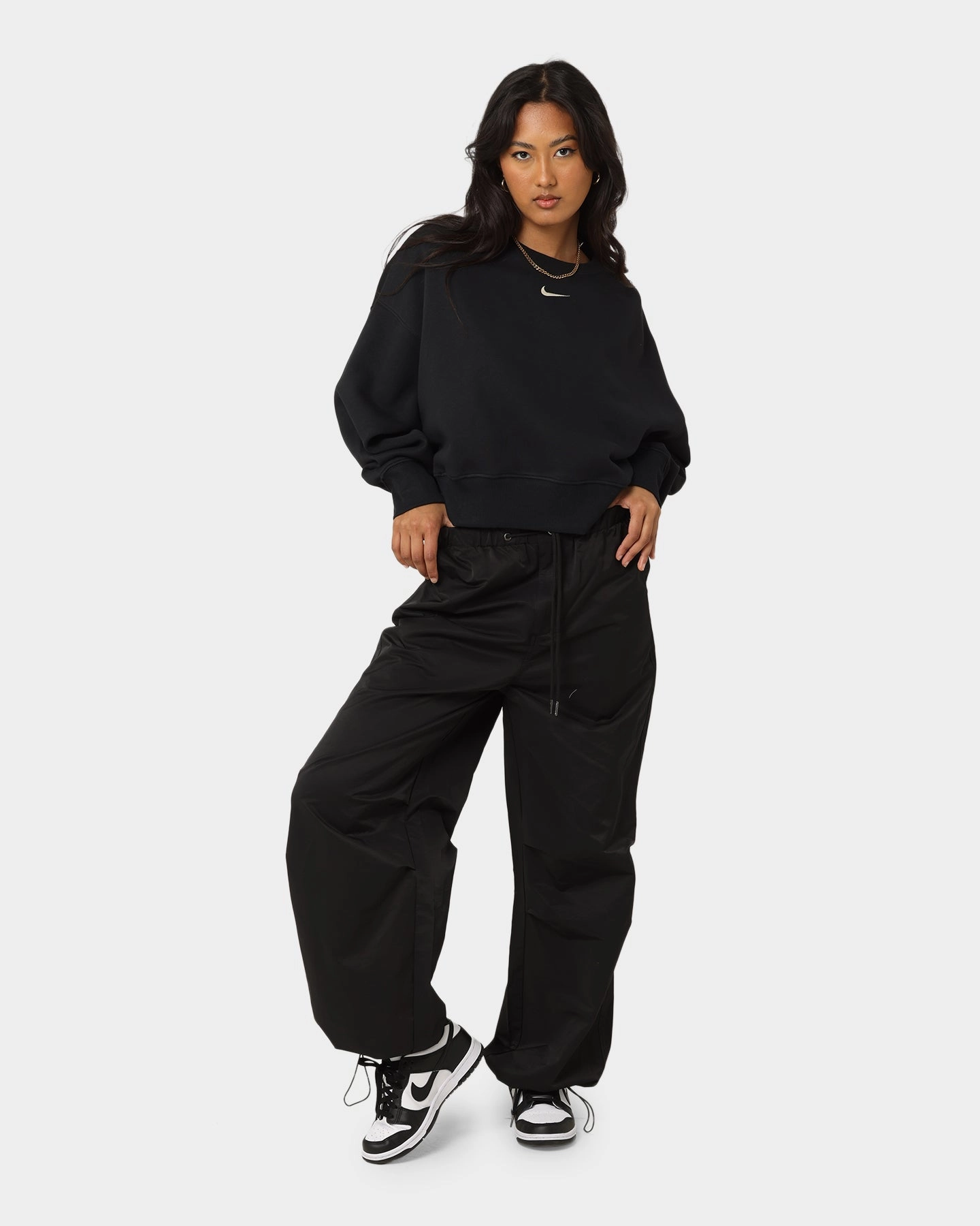 Fray Resistant Edges Nike Women's Nike Sportswear Style Fleece Over-Oversized Crewneck Black/Sail