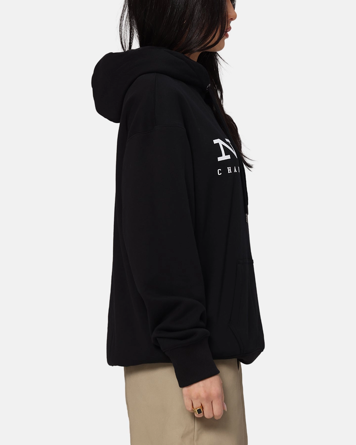 Champion Rochester Graphic Hoodie Black simple design BreathableMeshInsert